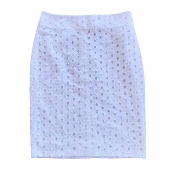 Ann Taylor Dresses & Skirts - NWT Ann Taylor White Pencil Skirt